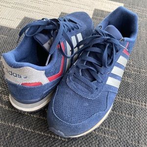 Men’s Adidas size 10.5